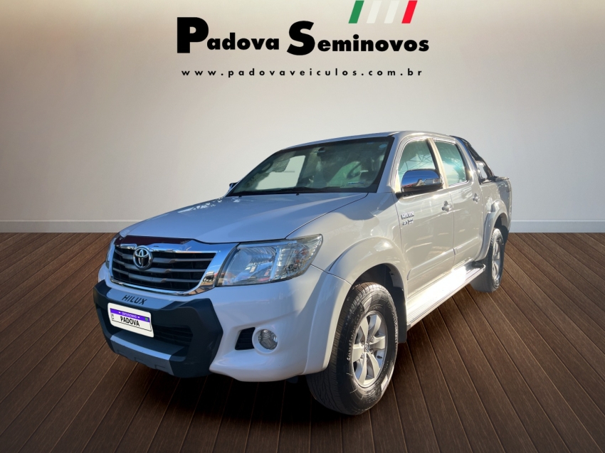 toyota hilux 2.7 srv 4x4 cd 16v flex 4p automatico 2013 toyota hilux 2.7 srv 4x4 cd 16v flex 4p automatico 2013
