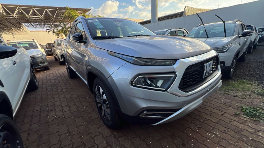 fiat toro 1.3 turbo 270 flex volcano at6 4p automatico 2025 fiat toro 1.3 turbo 270 flex volcano at6 4p automatico 2025