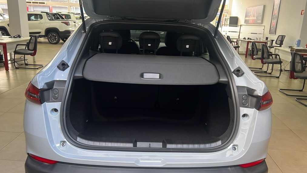 fiat fastback 1.0 turbo 200 hybrid audace cvt flex 4p automatico 2025