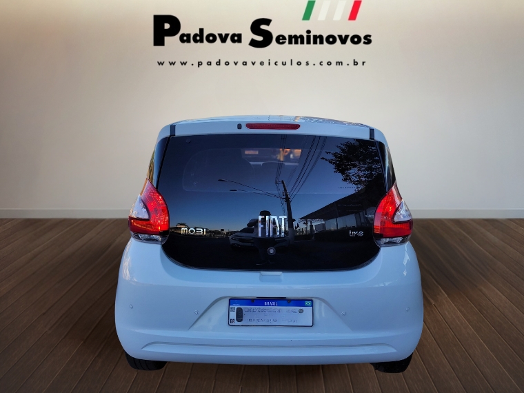 fiat mobi 1.0 evo flex like. manual 4p 2018 fiat mobi 1.0 evo flex like. manual 4p 2018