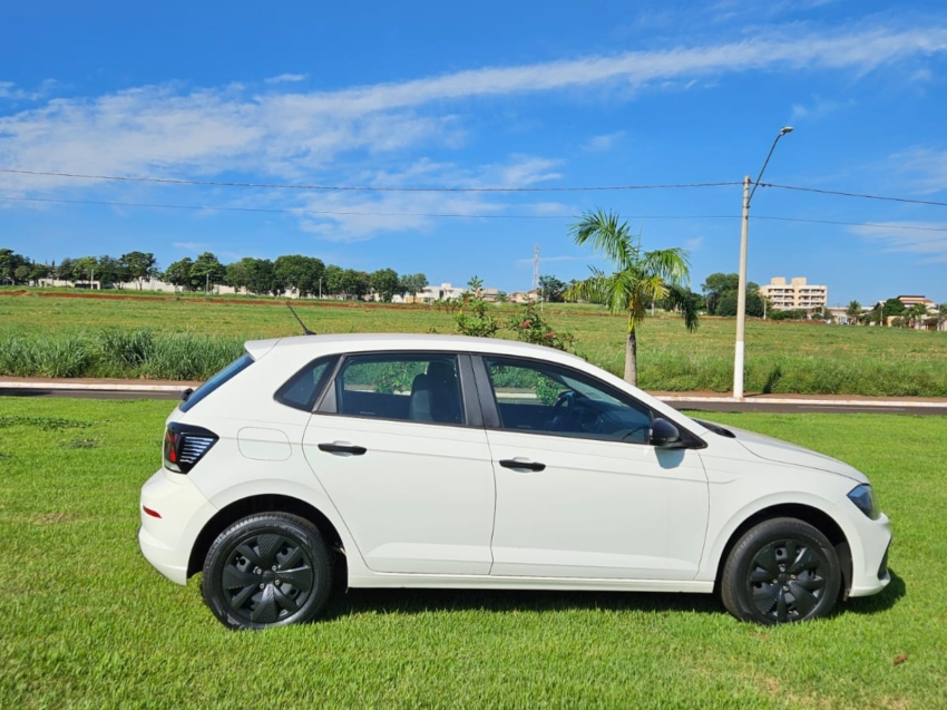 volkswagen polo 1.0 mpi track manual flex 4p 20243