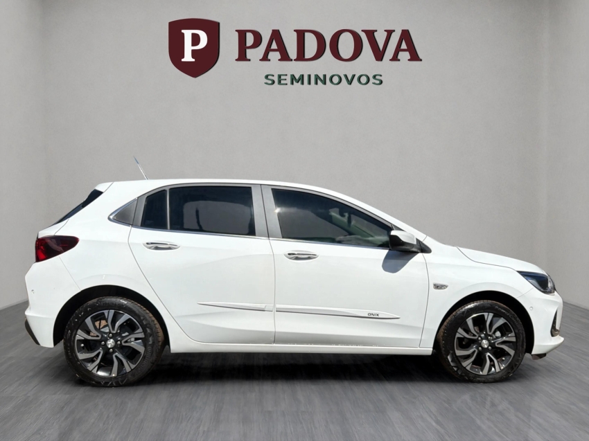 chevrolet onix 2025| completo | unico dono baixa km7