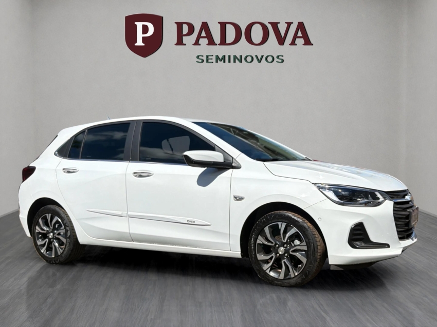 chevrolet onix 2025| completo | unico dono baixa km
