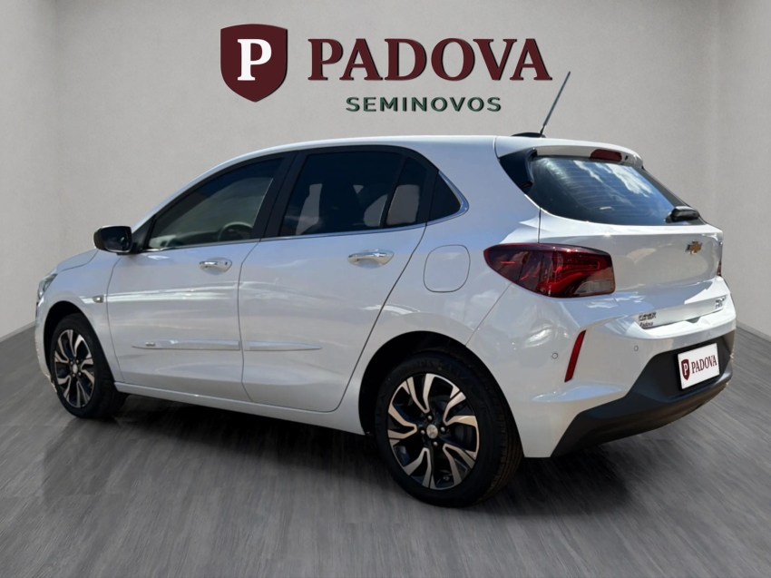 chevrolet onix 2025| completo | unico dono baixa km4