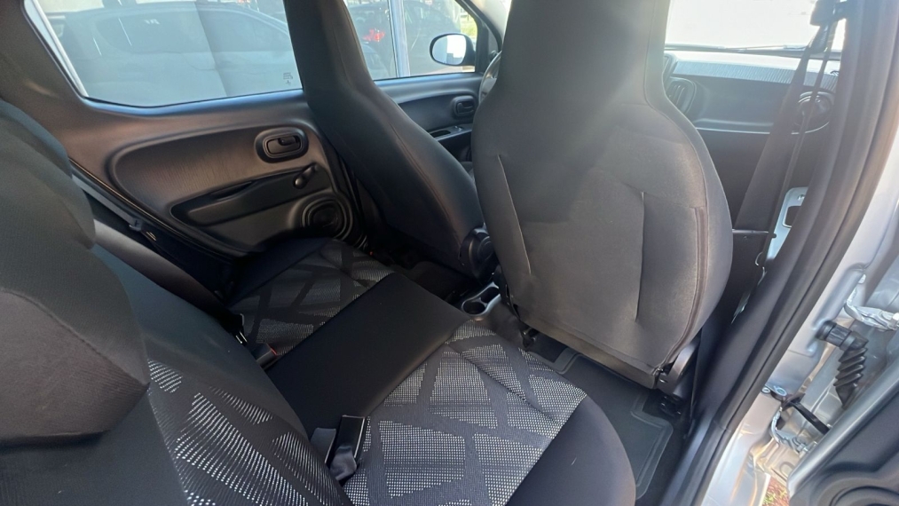 fiat mobi 1.0 evo flex like. manual 4p 2025 fiat mobi 1.0 evo flex like. manual 4p 2025